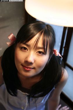 往肚子里灌水按肚子像按水球一样
