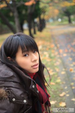 两个性感女郎小游戏